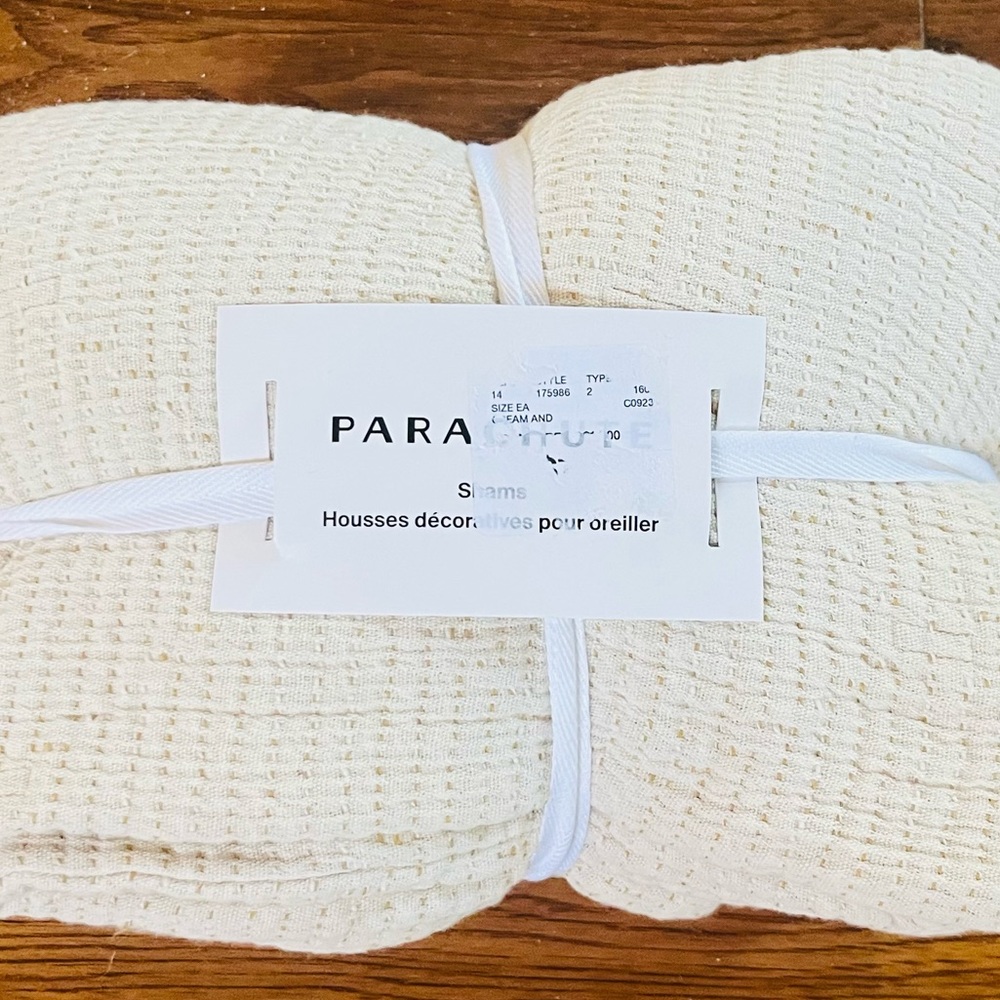 NWT 2 Parachute Linea Cream & Ochre King Shams Set